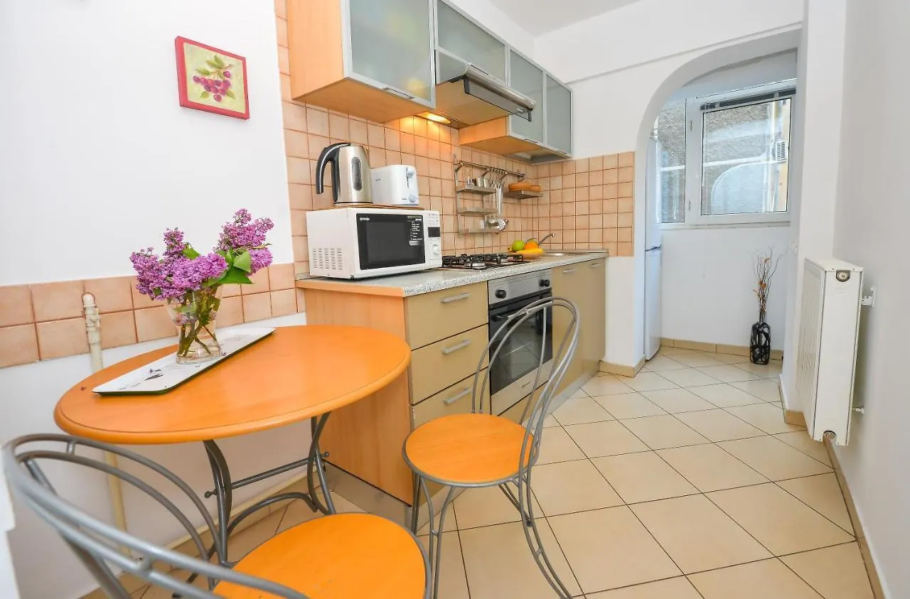 Victoriei_Majestic Apartment Bucharest